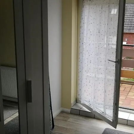 Ferienwohnung Fuer Zwei Personen Mit Suedbalkon In Dornum, Nordseekueste Apartamento *