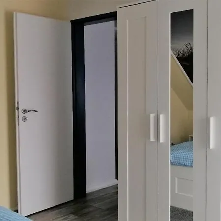 Ferienwohnung Fuer Zwei Personen Mit Suedbalkon In Dornum, Nordseekueste Apartamento